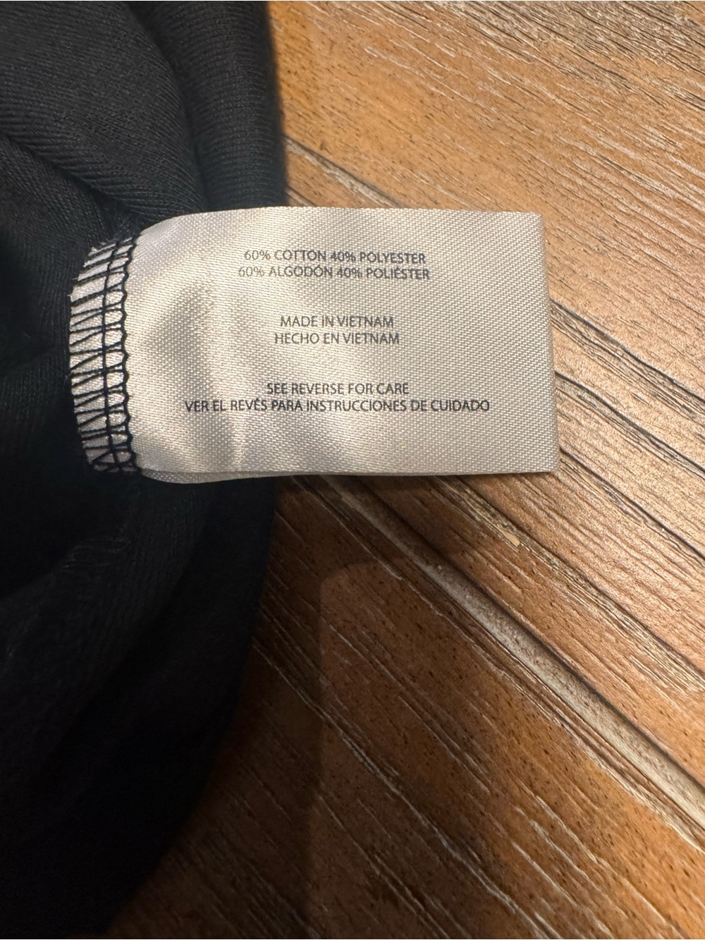 Eddie Bauer Black V-Neck Short Sleeve Tee - Picture 6 of 6